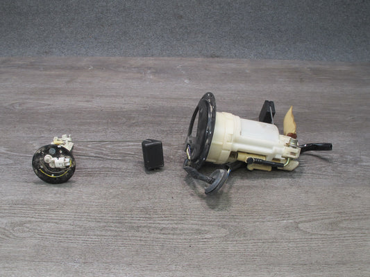 01-05 Lexus JCE10L IS300 Gas Fuel Pump Level Sensor Sending Unit Set OEM