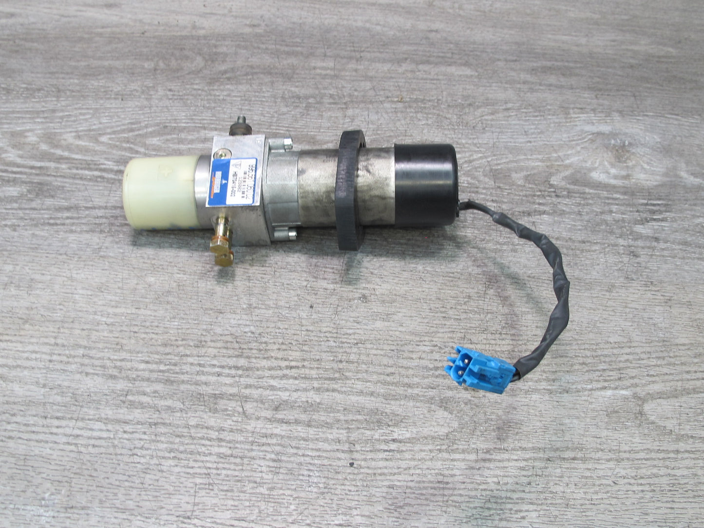 2002-2005 Porsche 911 996 Convertible Roof Hydraulic Pump Motor 99656106002