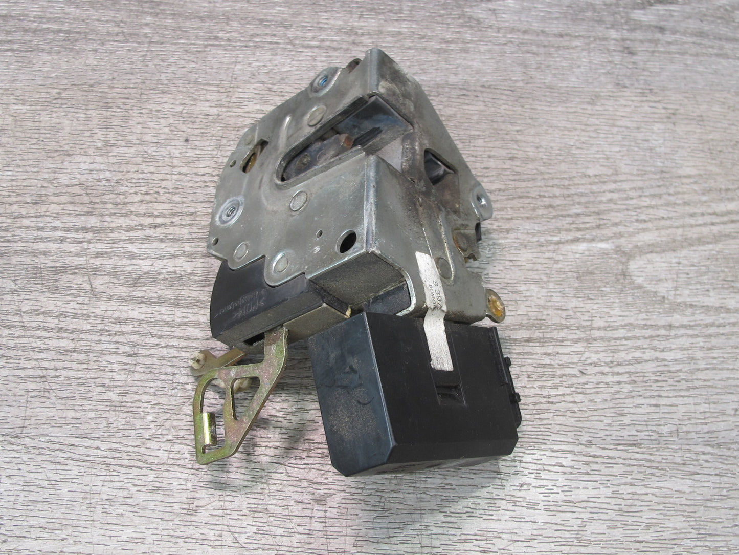 96-02 BMW E36/7 Z3 Right Passenger Door Lock Latch Actuator OEM