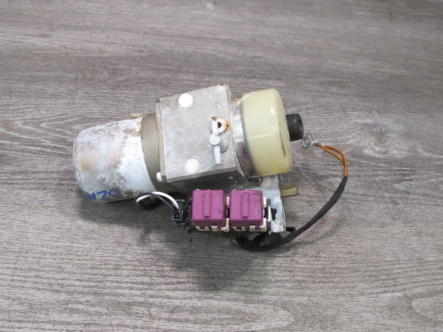 96-02 BMW E36/7 Z3 Roadster TOP Roof Hydraulic Pump Motor 8407224 OEM