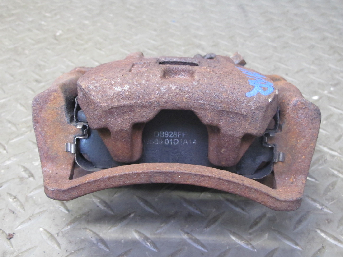 99-01 Isuzu Vehicross Set of 2 Rear Left & Right Brake Caliper OEM