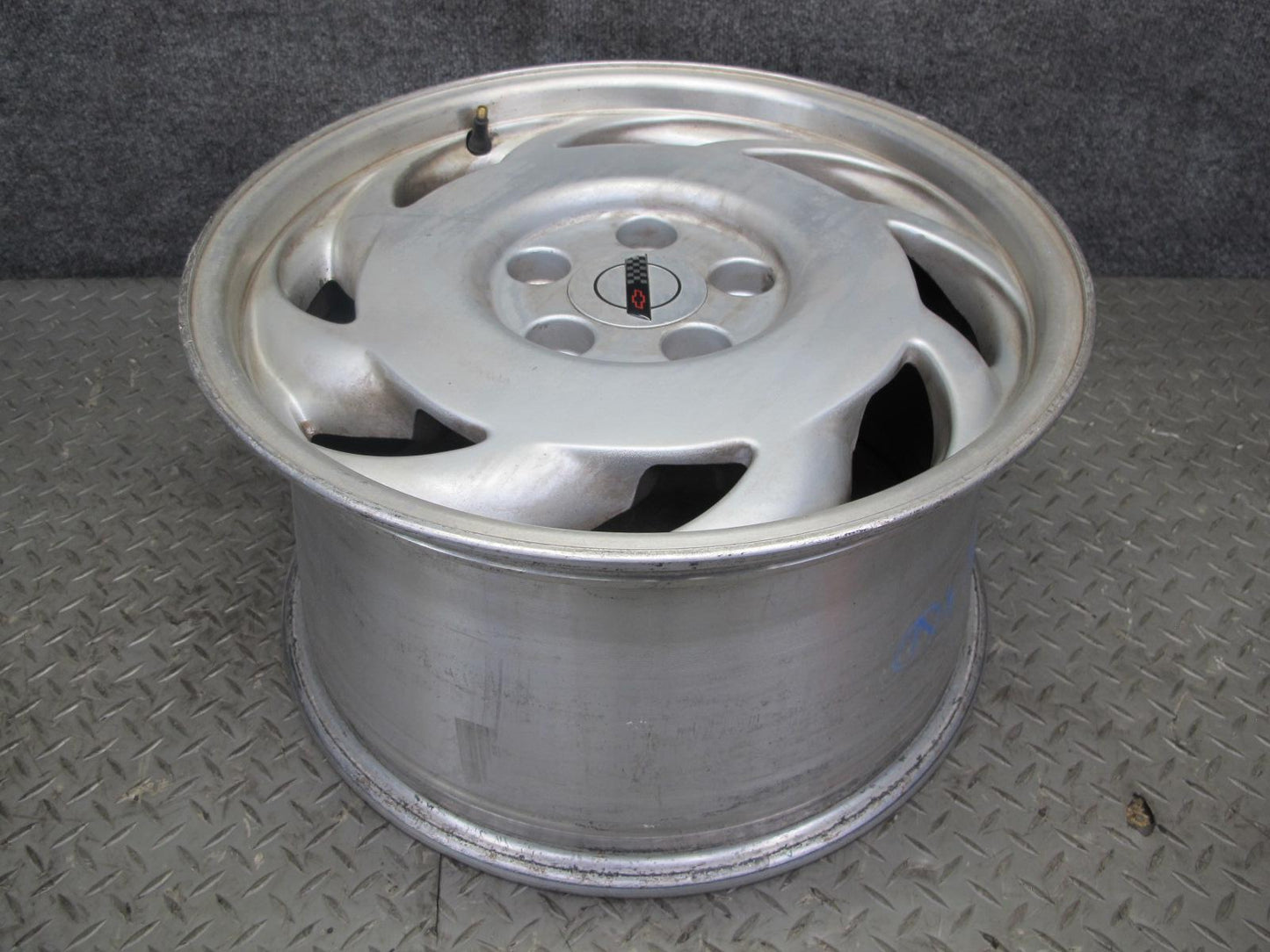 91-92 Chevrolet Corvette C4 Left 17" R17 Alloy Wheel Rim 17x9.5J ET56 OEM