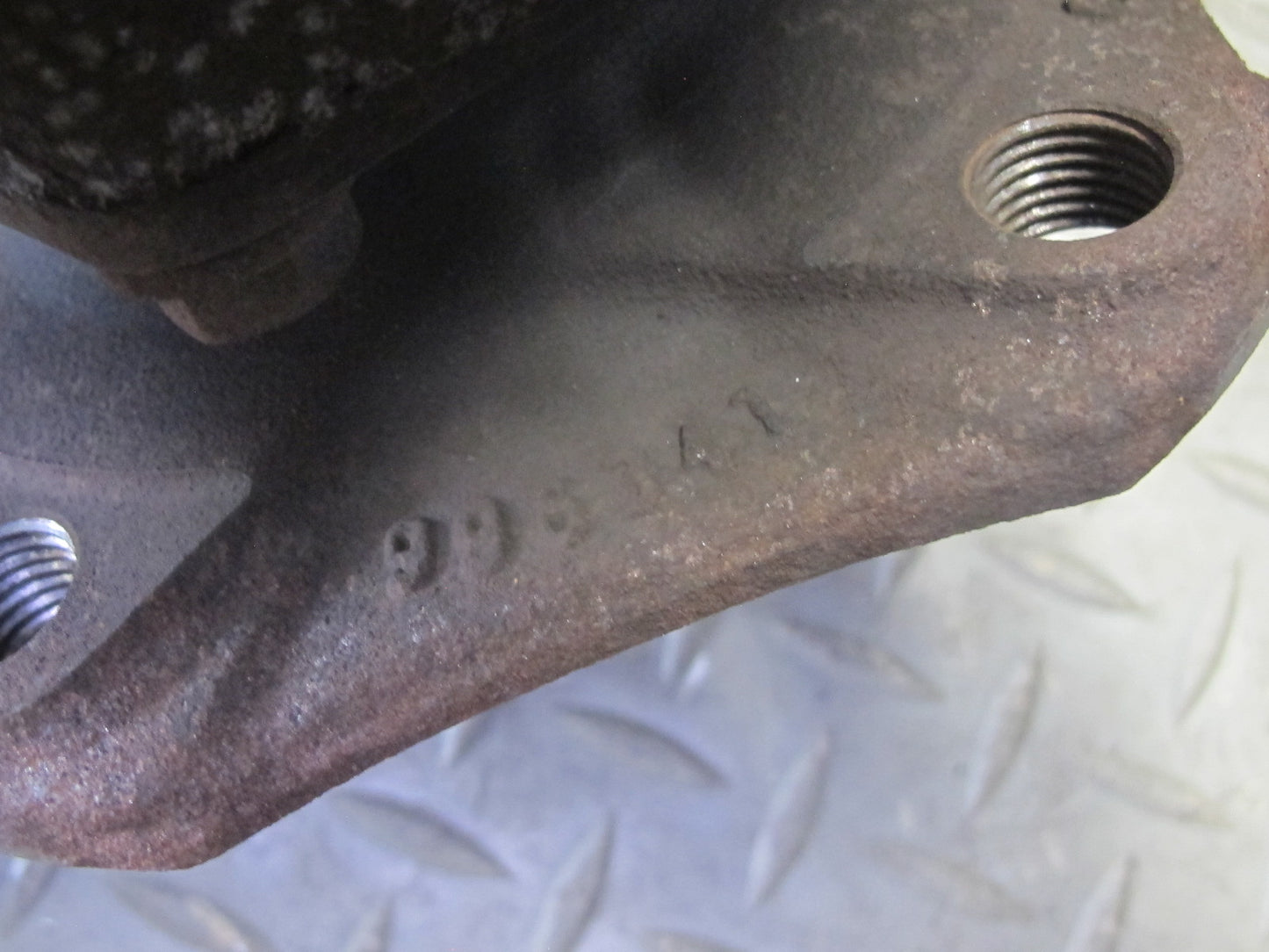1999-2005 Porsche 911 996 Front Left Side Spindle Knuckle Wheel Hub Bearing