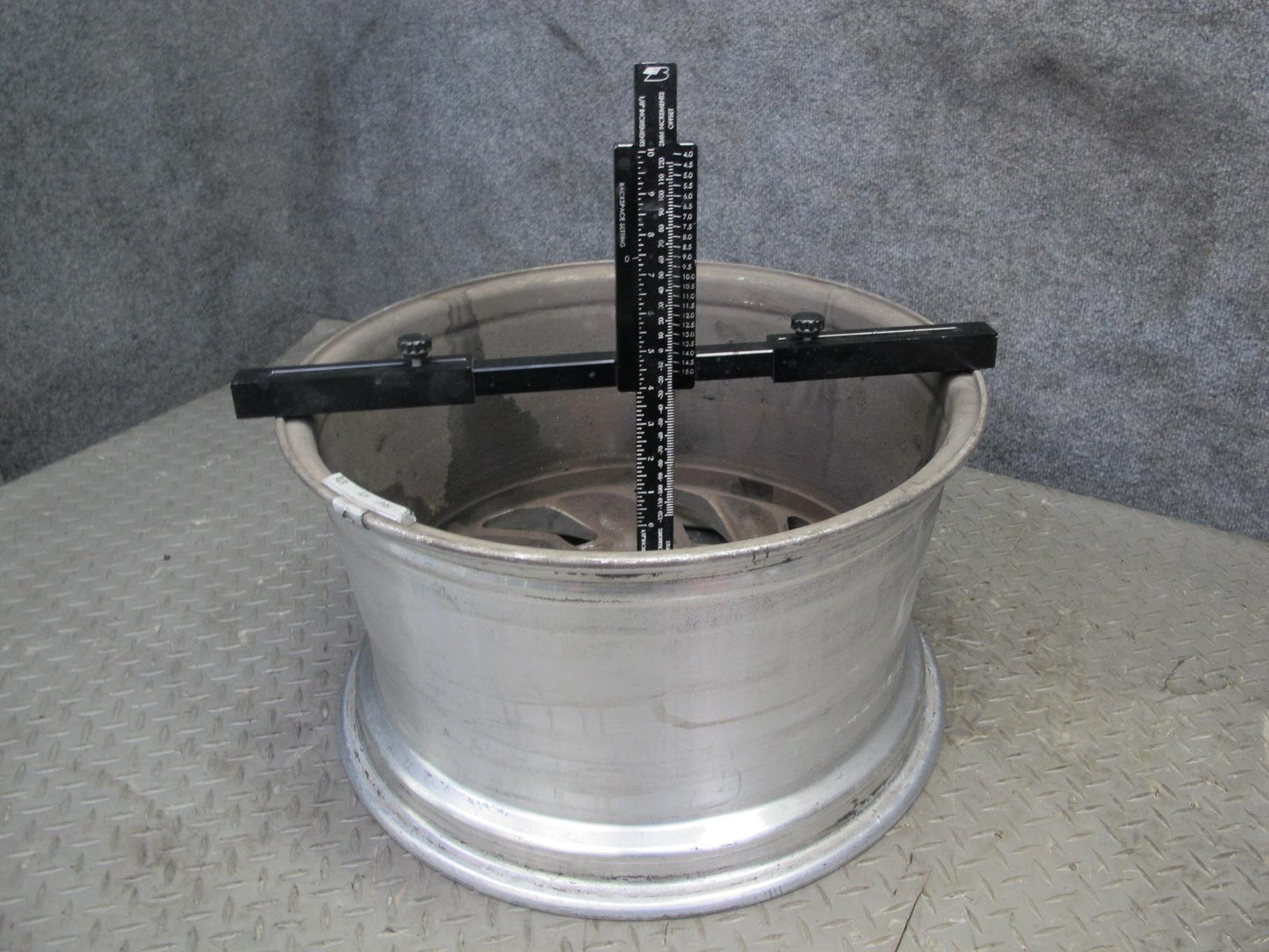 91-92 Chevrolet Corvette C4 Left 17" R17 Alloy Wheel Rim 17x9.5J ET56 OEM