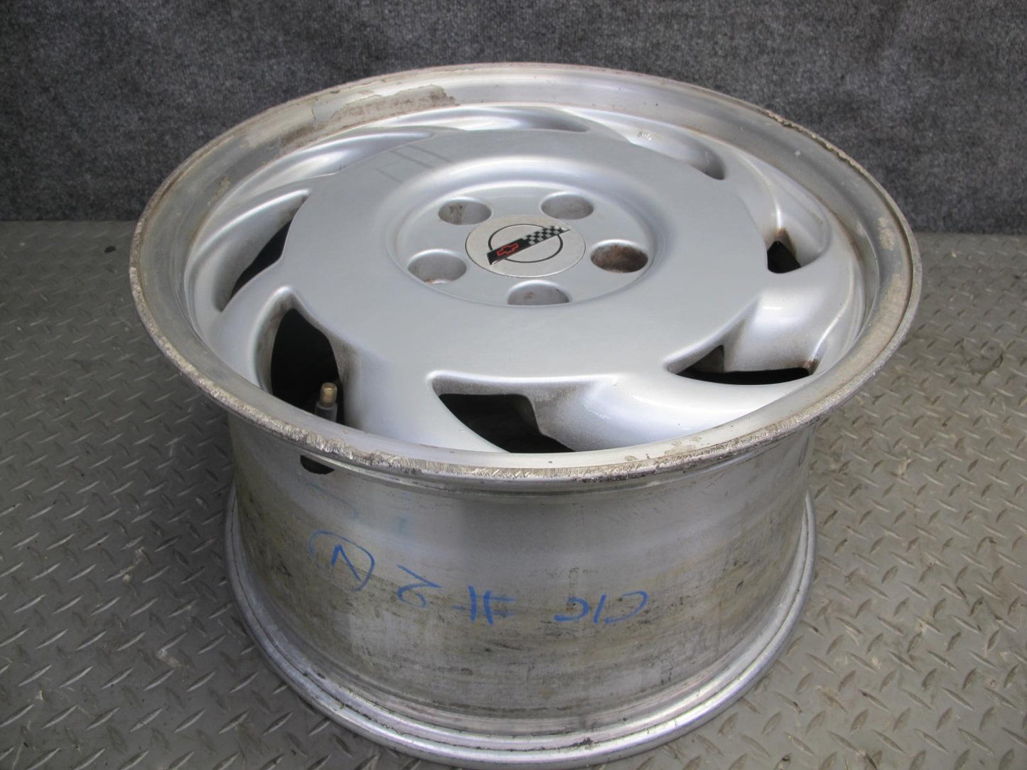91-92 Chevrolet Corvette C4 Right 17" R17 Alloy Wheel Rim 17x9.5J ET56 OEM