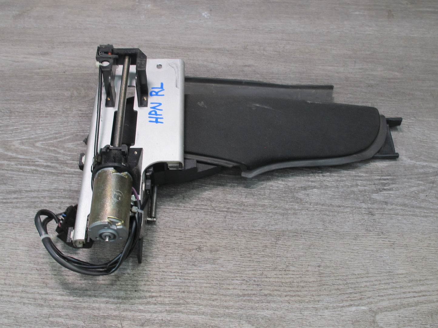 1999-2005 Porsche 911 996 Convertible Rear Left Side Roof Flap Lateral Motor