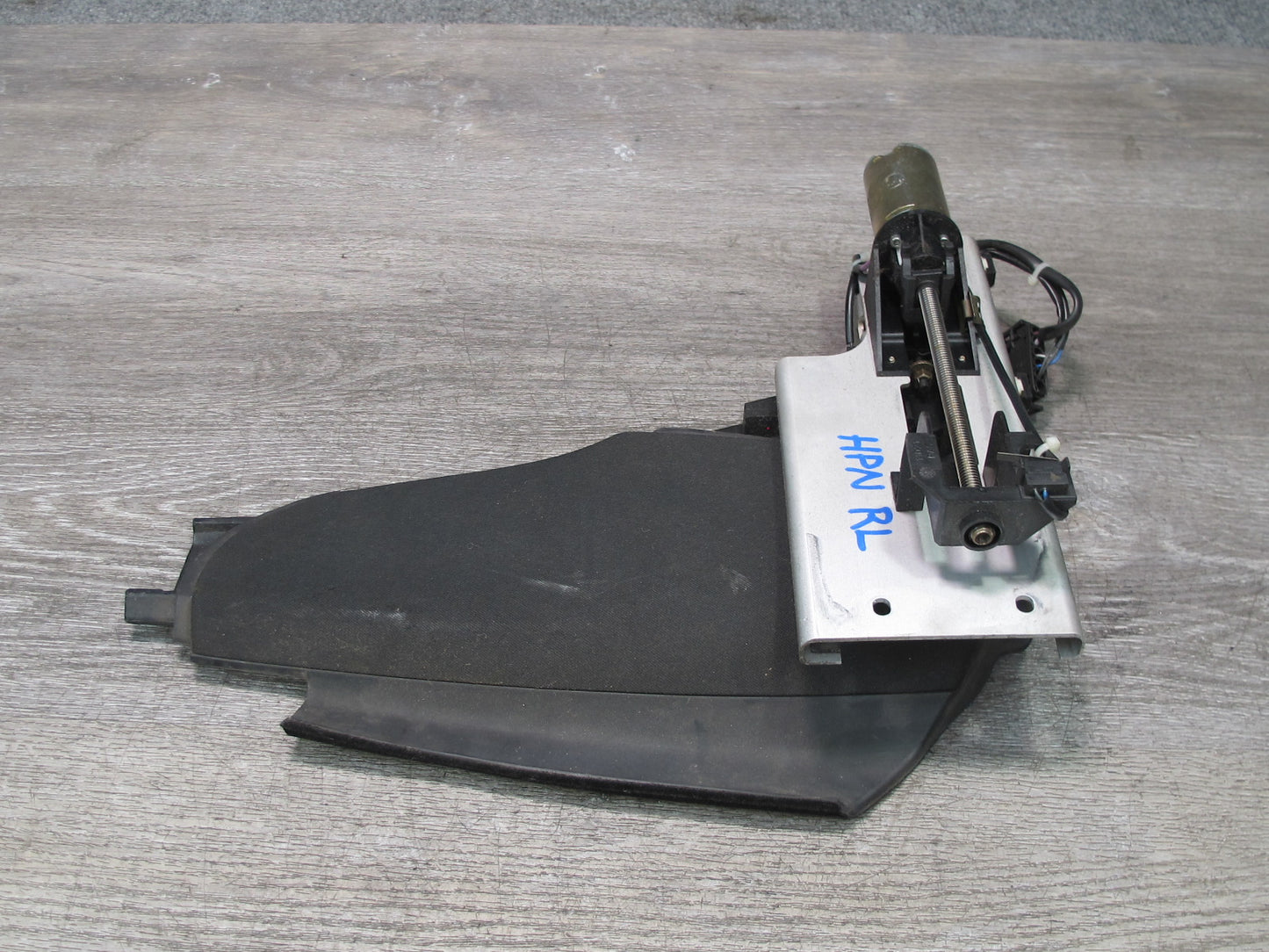 1999-2005 Porsche 911 996 Convertible Rear Left Side Roof Flap Lateral Motor