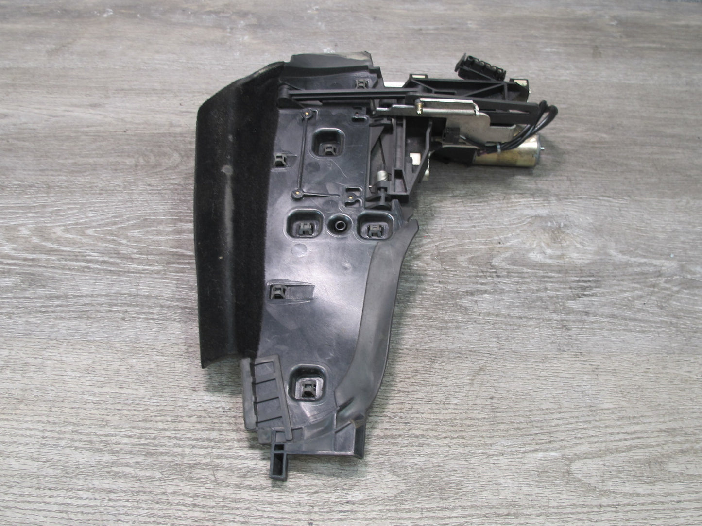 1999-2005 Porsche 911 996 Convertible Rear Left Side Roof Flap Lateral Motor