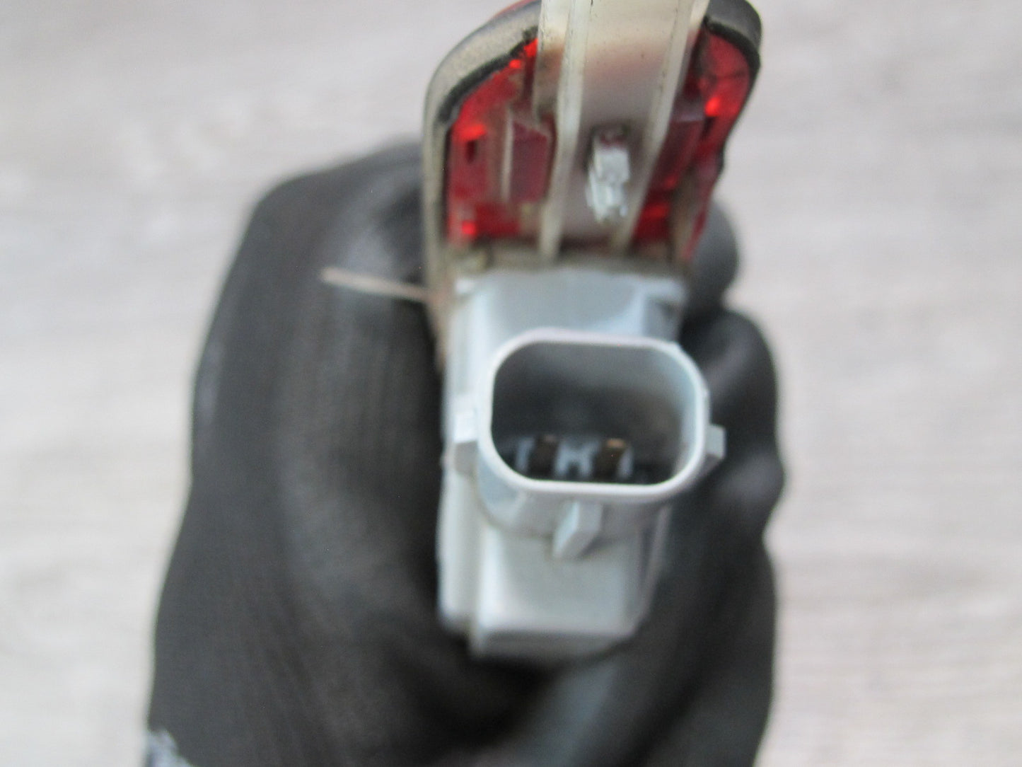 1999-2005 Porsche 911 Carrera 996 Rear 3RD Third Stop Brake Tail Light Lamp