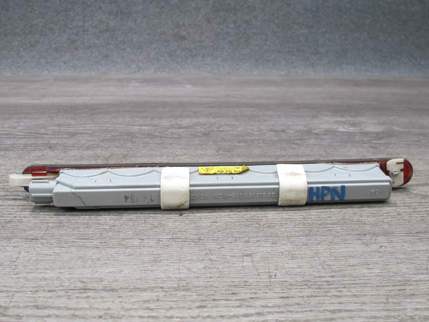 1999-2005 Porsche 911 Carrera 996 Rear 3RD Third Stop Brake Tail Light Lamp