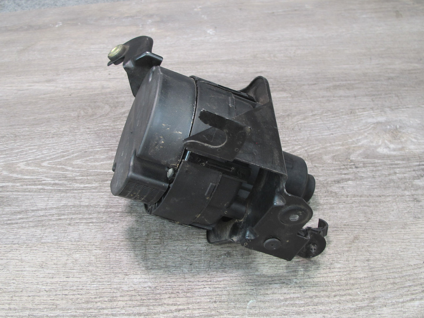 2000-2005 Porsche 911 Carrera 996 Engine Secondary Air Injection Cooling Pump