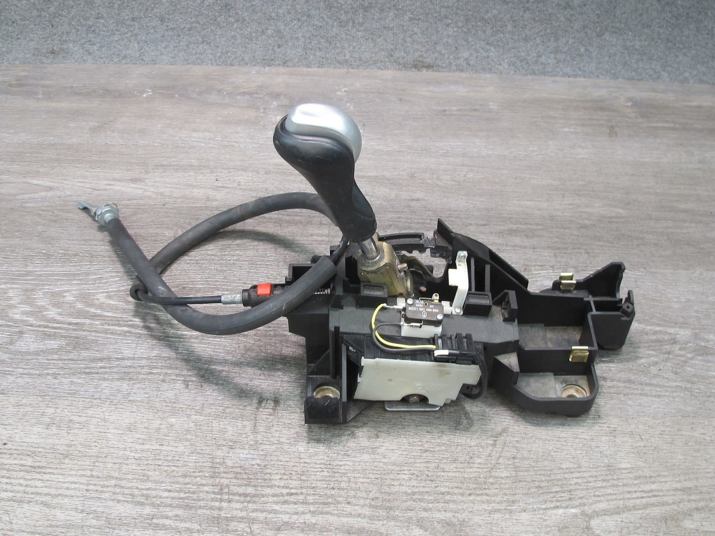 2004-2005 Porsche 911 996 3.6L Automatic Transmission Shifter Selector W/ Knob
