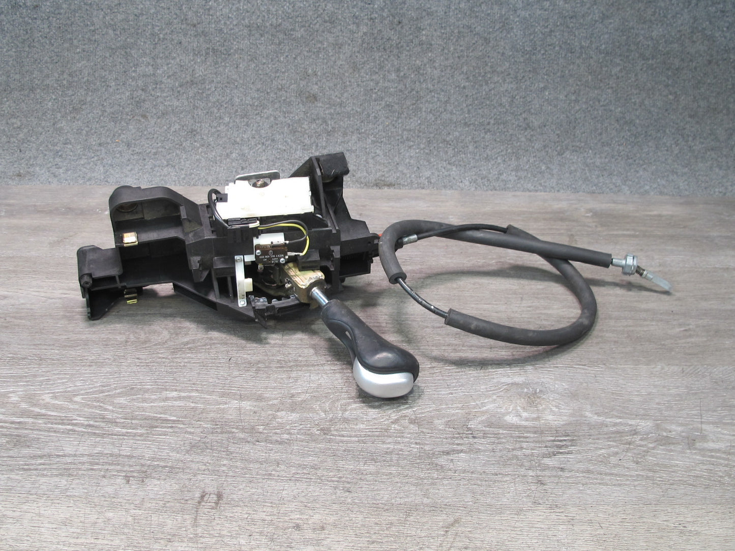 2004-2005 Porsche 911 996 3.6L Automatic Transmission Shifter Selector W/ Knob