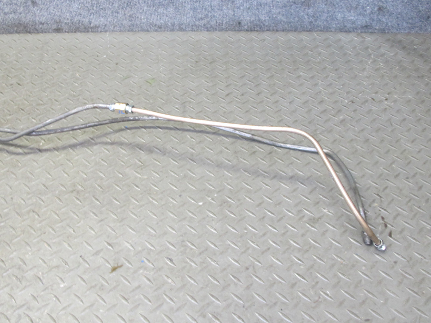 1992 Chevrolet Corvette C4 4L60 AT Auto Transmission Oil Cooler Pipe Line OEM