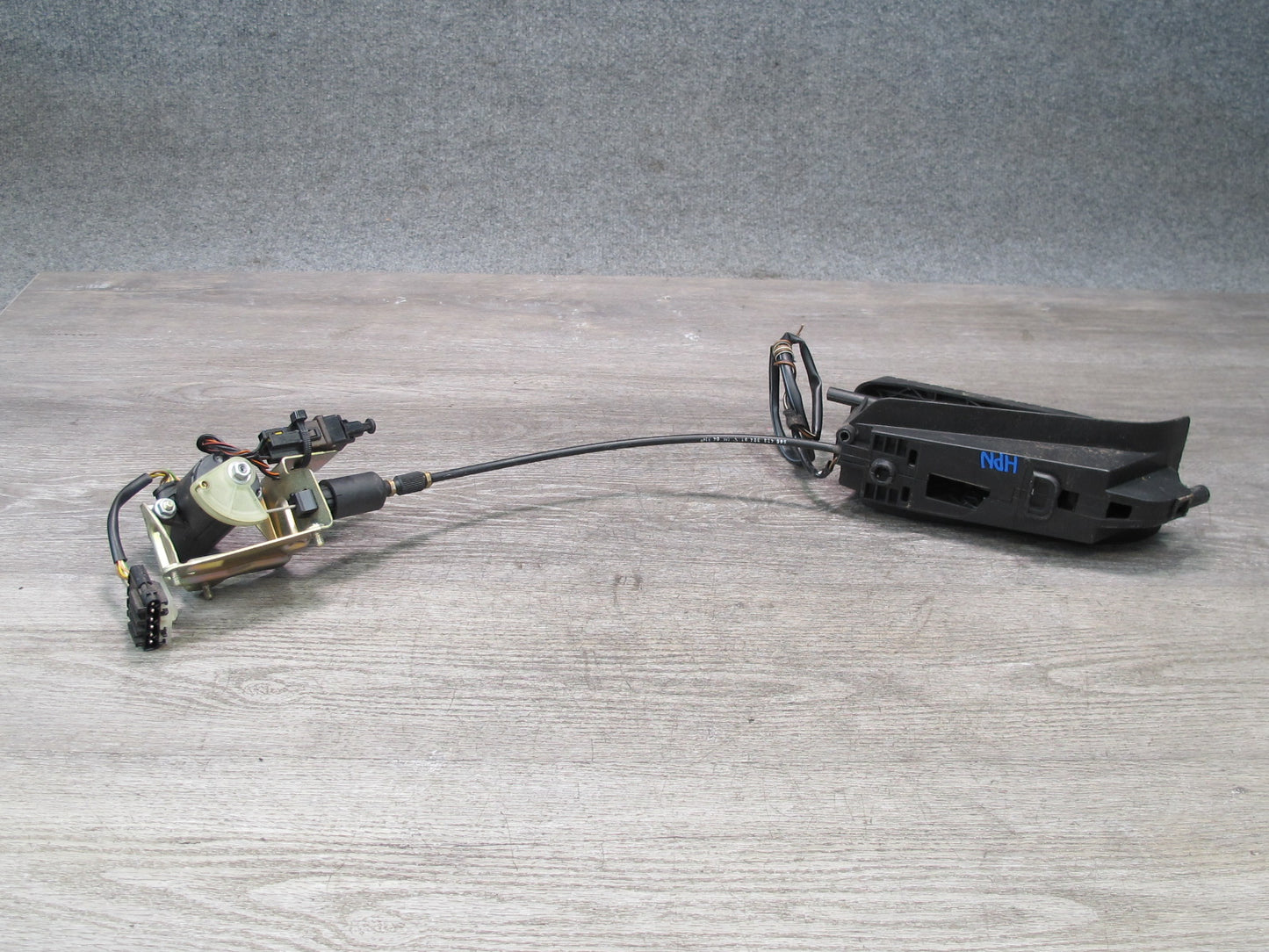 02-05 Porsche 911 996 A/T Gas Acceleration Pedal W/ Cable & Sensor 99642302904