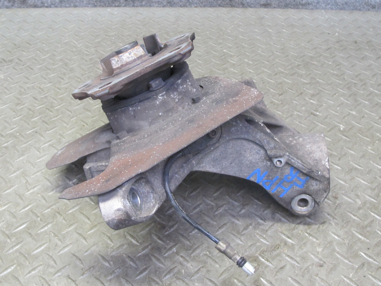 1999-2005 Porsche 911 996 Front Right Side Spindle Knuckle Wheel Hub Bearing