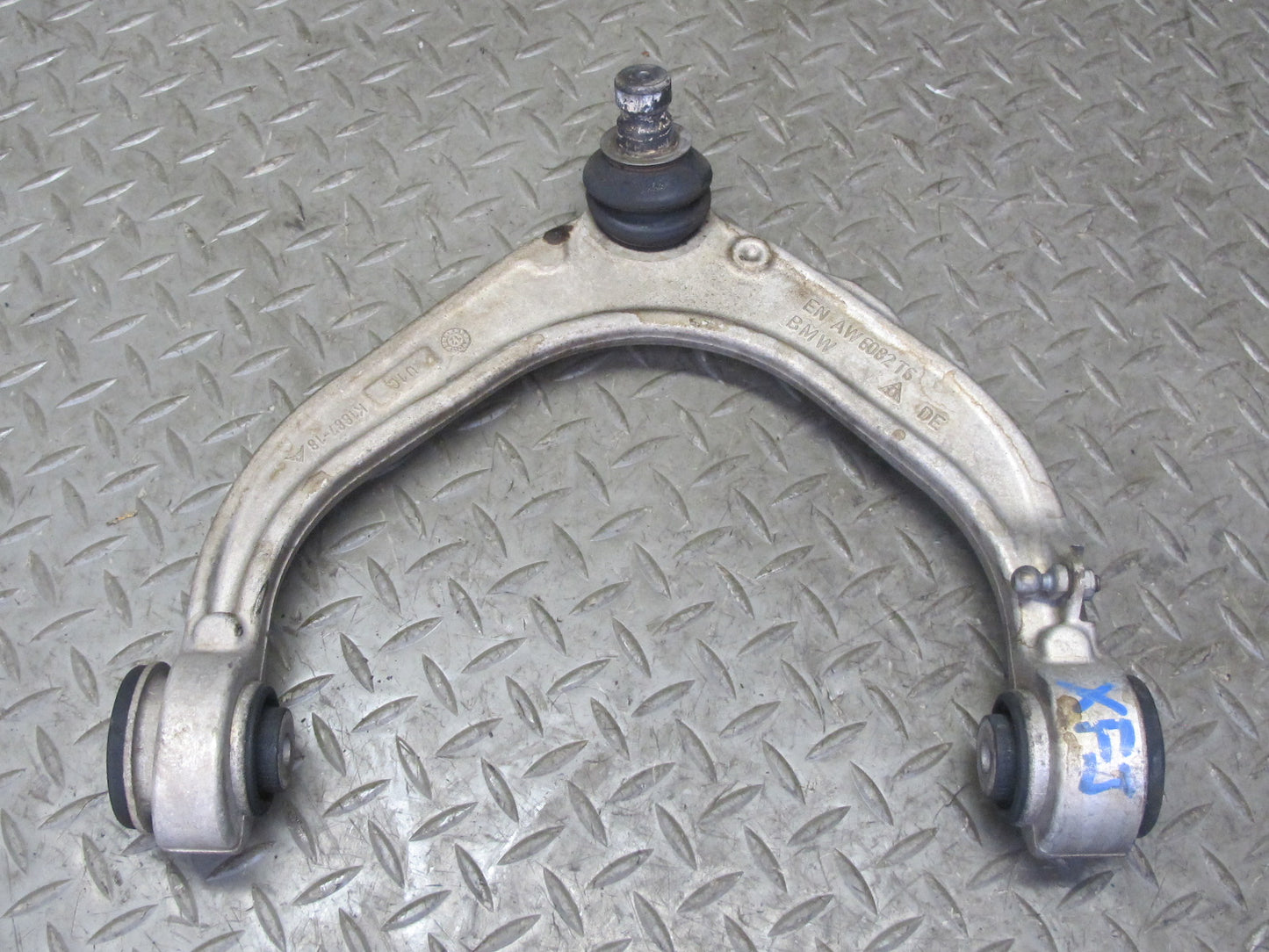 2010-2014 BMW E70 E71 X5M X6M Front Left & Right Side Upper Control Arm Set