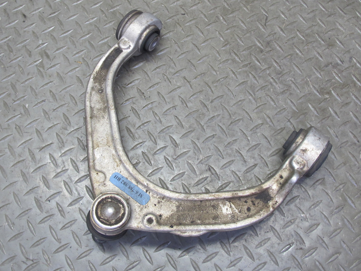 2010-2014 BMW E70 E71 X5M X6M Front Left & Right Side Upper Control Arm Set