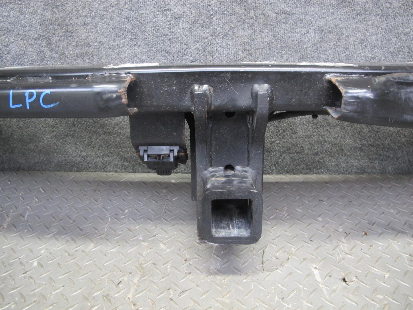 2003-2010 Porsche Cayenne 957 Rear TOW Trailer Hitch Reinforcement Bar