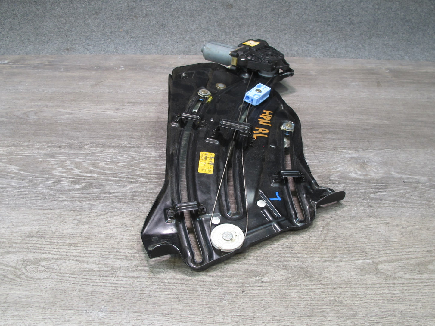 1999-2005 Porsche 911 Carrera 996 Rear Left Quarter Window Regulator W/ Motor