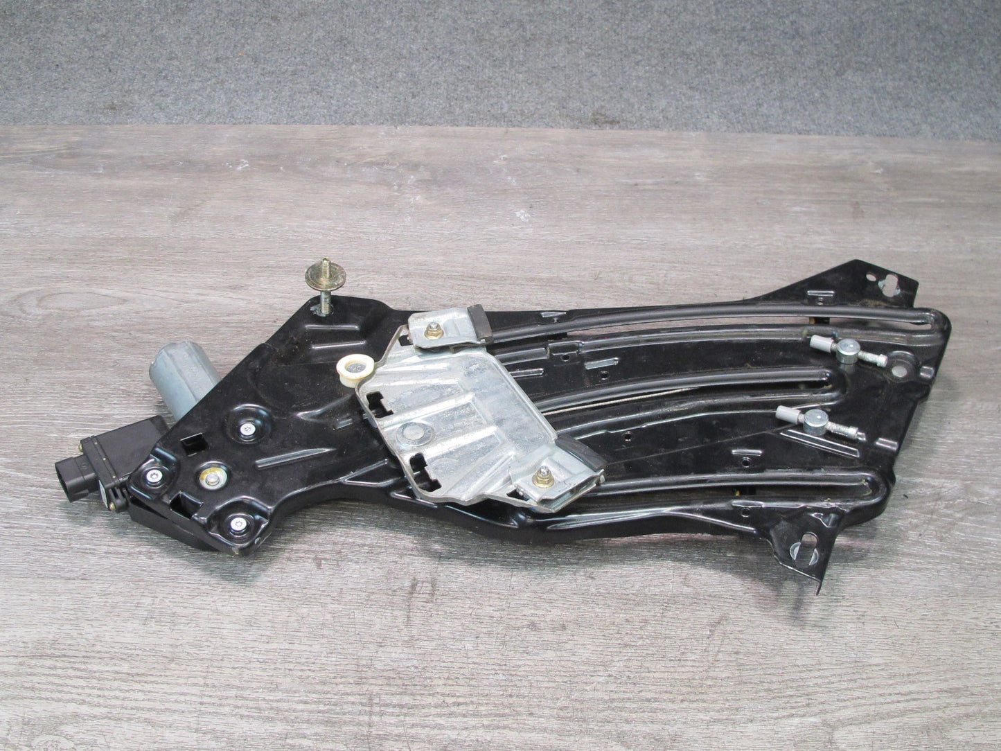1999-2005 Porsche 911 Carrera 996 Rear Left Quarter Window Regulator W/ Motor