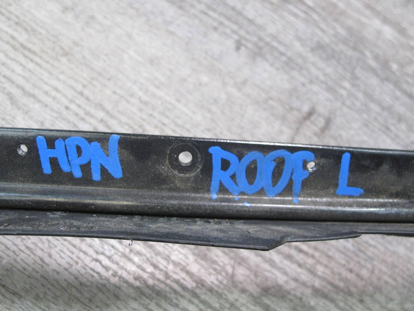 1999-2005 Porsche 911 996 Convertible TOP Roof Folding B Pillar Panel Set of 2