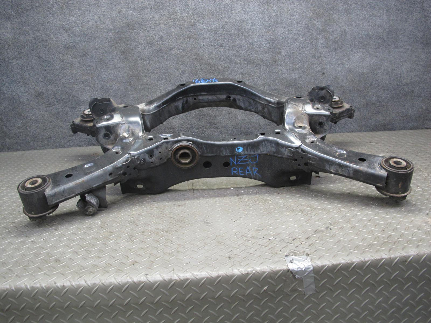 09-20 Nissan Z34 370Z Rear Suspension Subframe Crossmember Carrier OEM