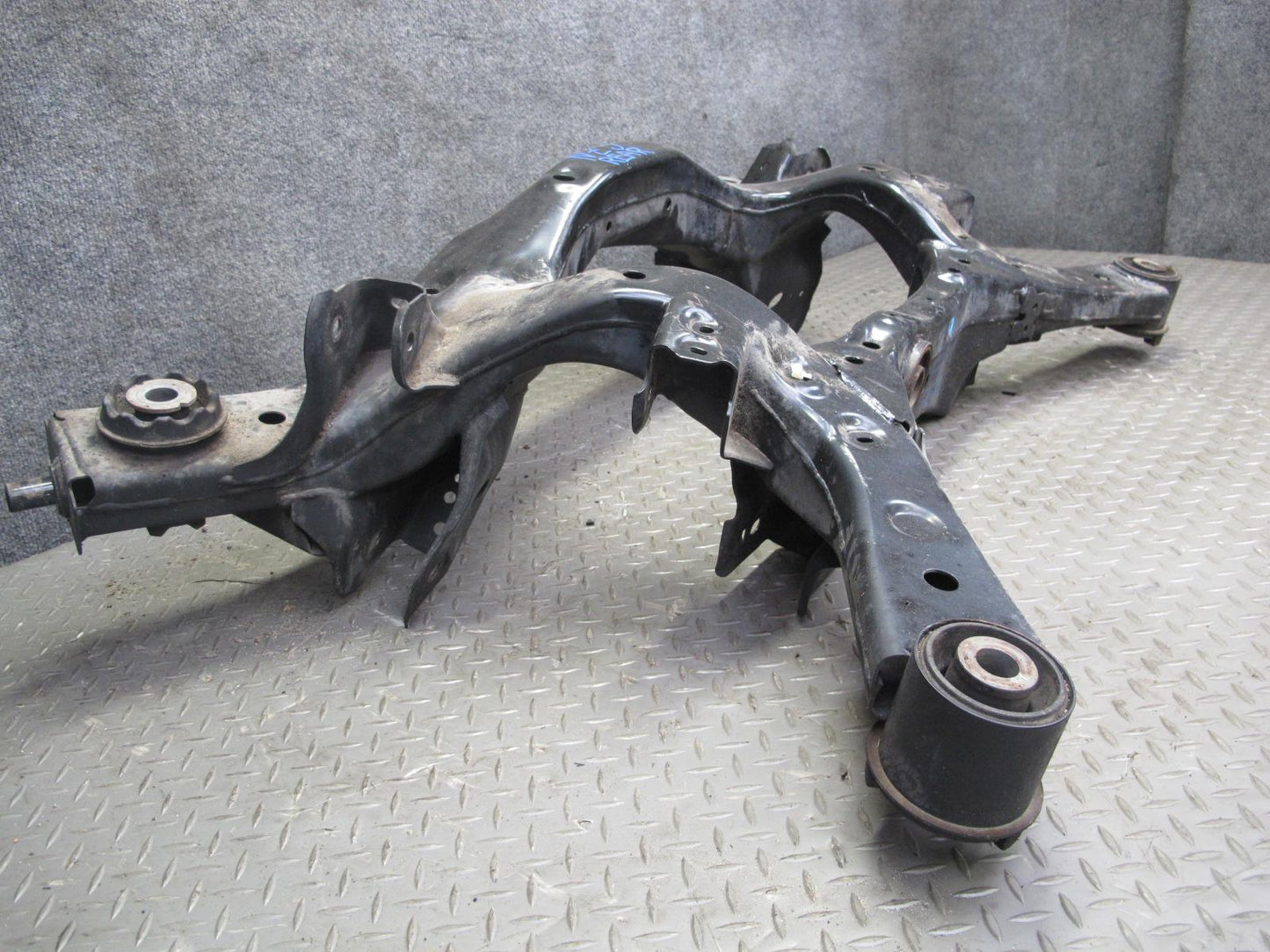 09-20 Nissan Z34 370Z Rear Suspension Subframe Crossmember Carrier OEM