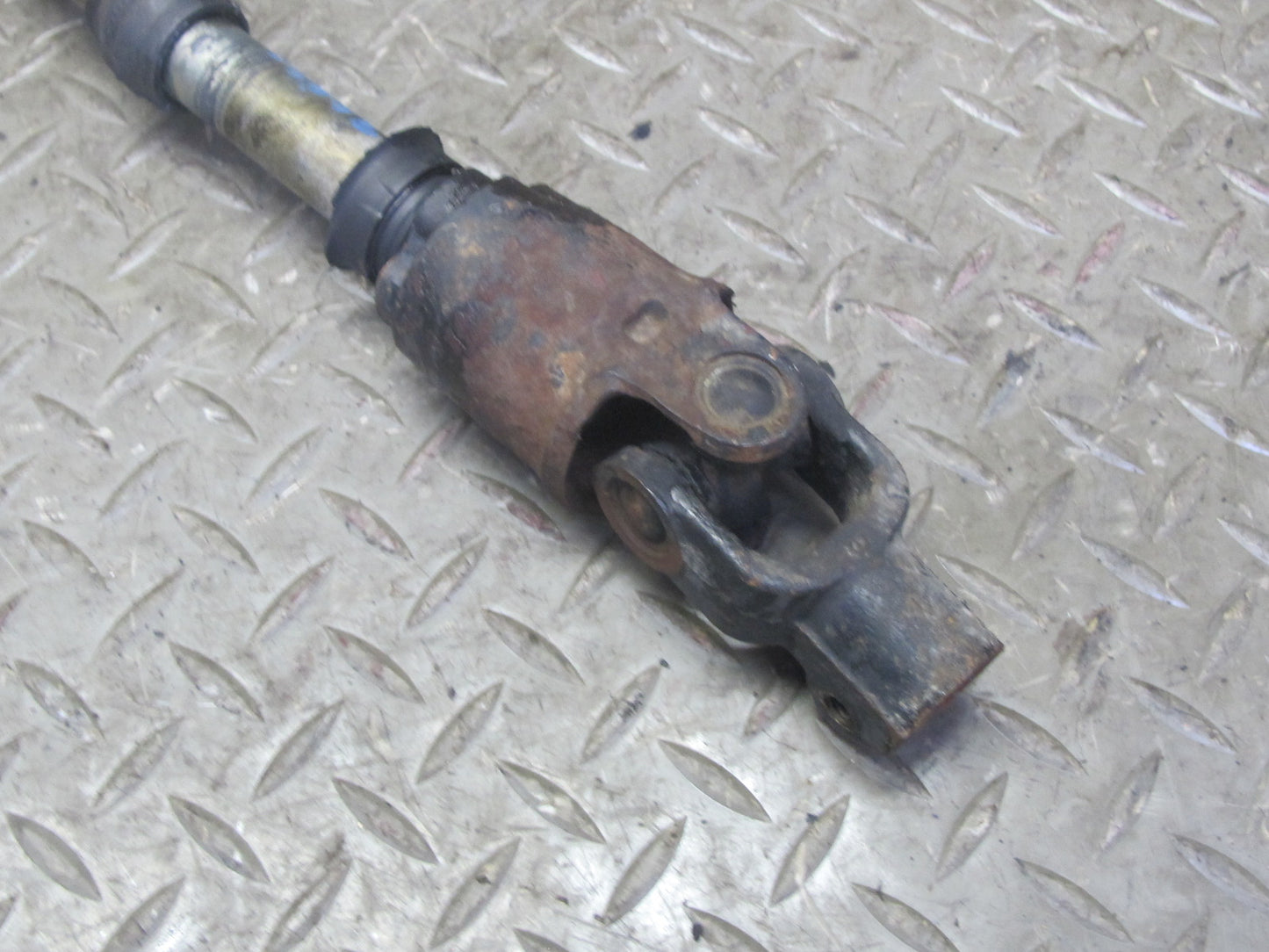 00-05 Toyota MR2 Spyder ZZW30L Steering Column U Joint Linkage Shaft OEM