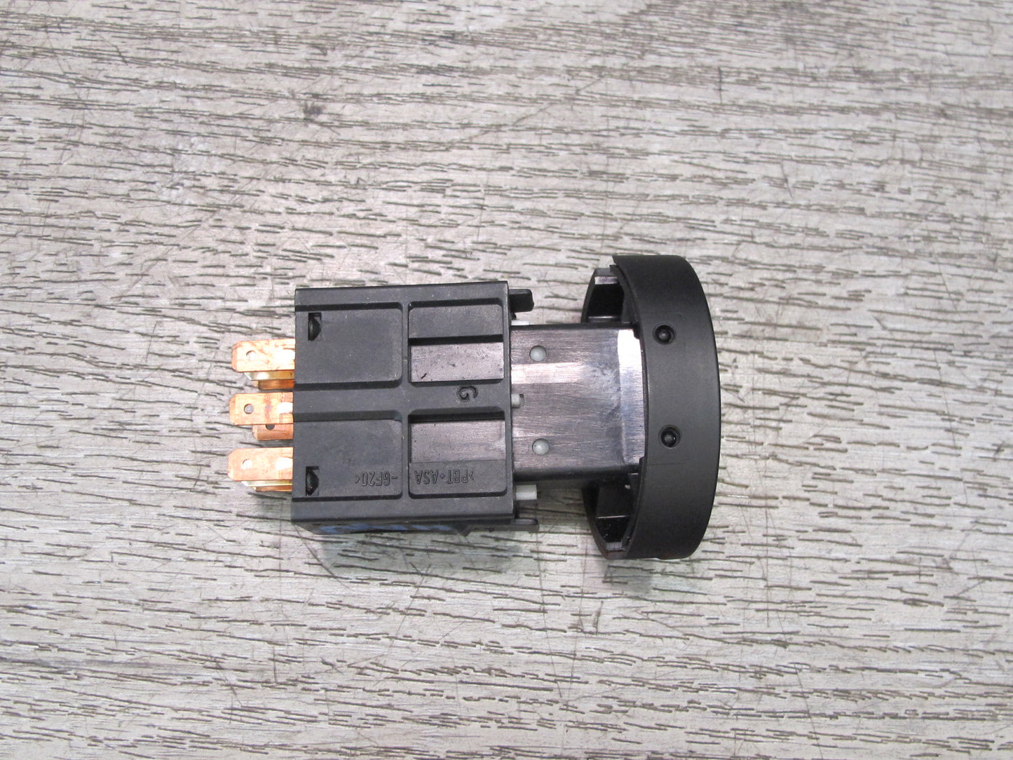 2002-2005 Porsche 911 Carrera 996 Hazard Flasher Light Switch Button