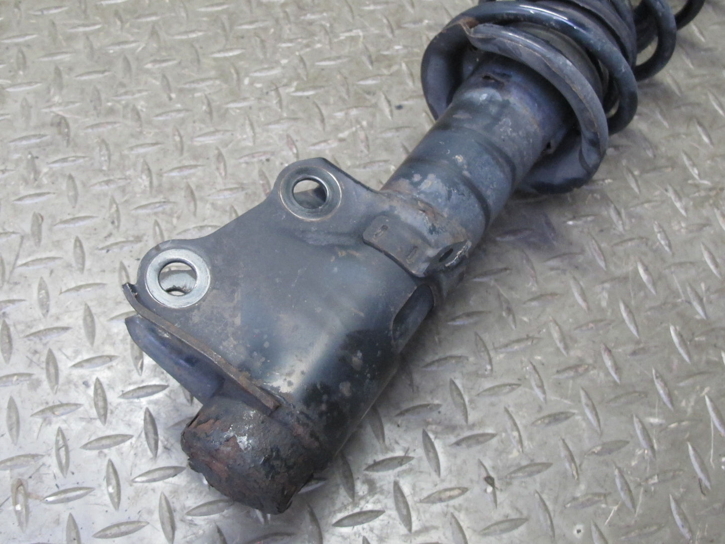 00-02 Toyota MR2 Spyder ZZW30L Set of 2 Front Strut Shock Absorber OEM