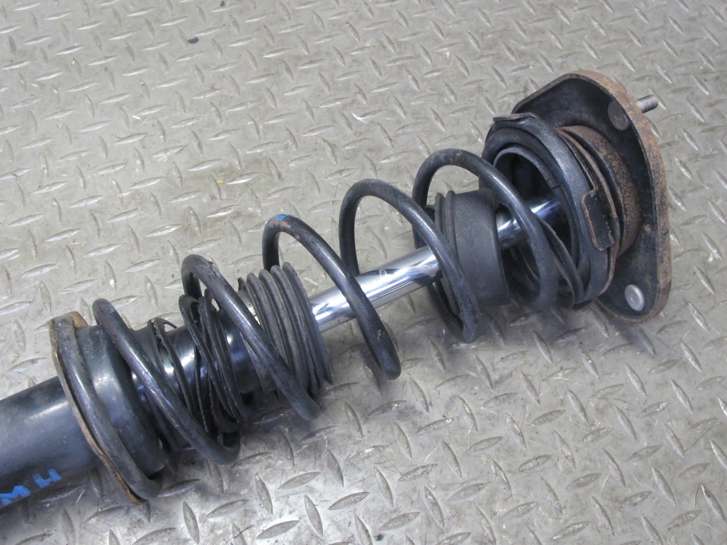 00-02 Toyota MR2 Spyder ZZW30L Set of 2 Front Strut Shock Absorber OEM