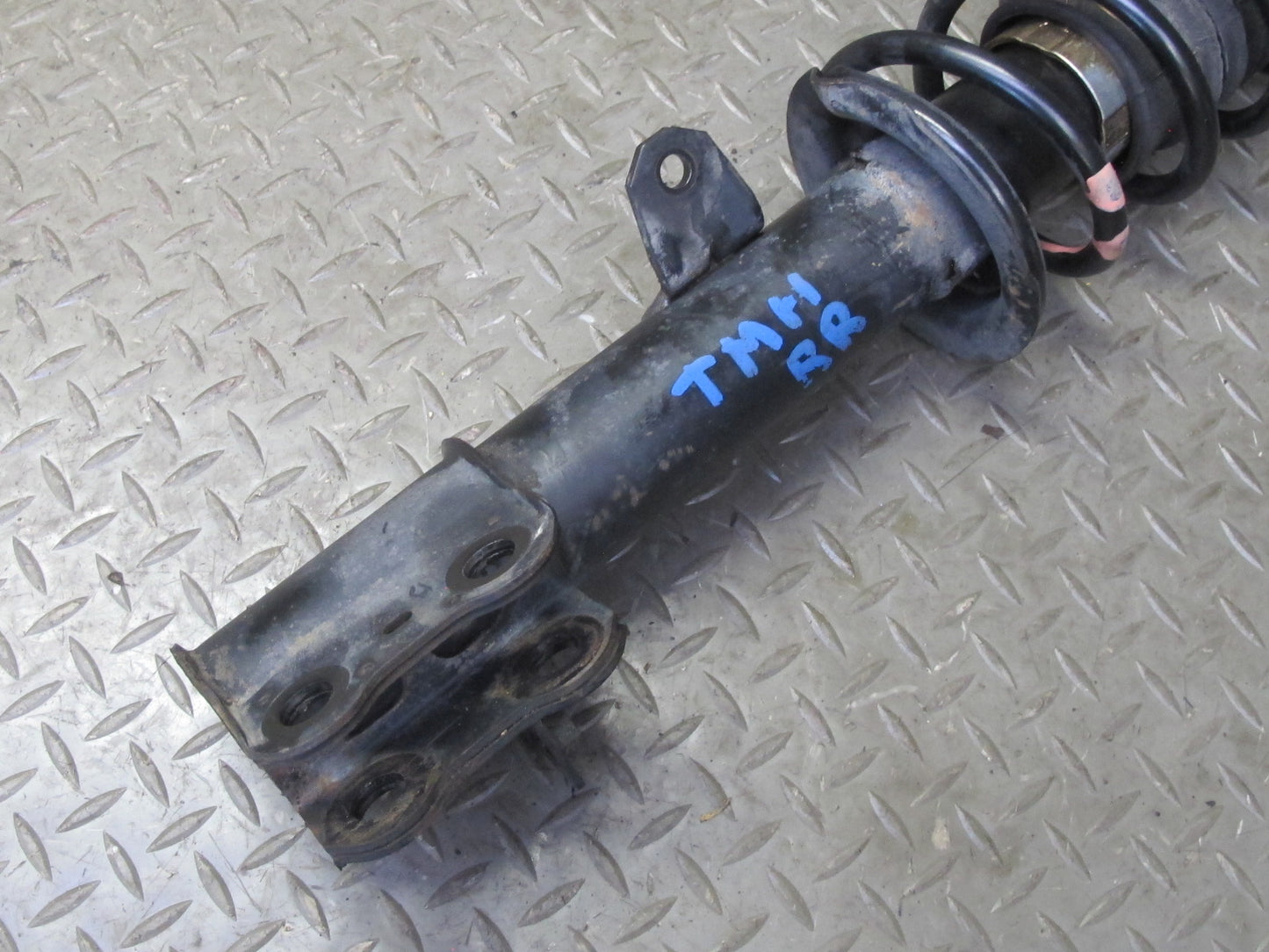 00-02 Toyota MR2 Spyder ZZW30L Set of 2 Rear Strut Shock Absorber OEM