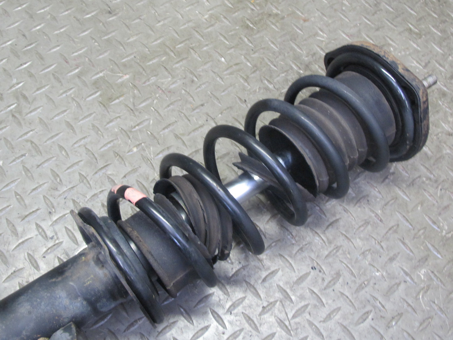 00-02 Toyota MR2 Spyder ZZW30L Set of 2 Rear Strut Shock Absorber OEM
