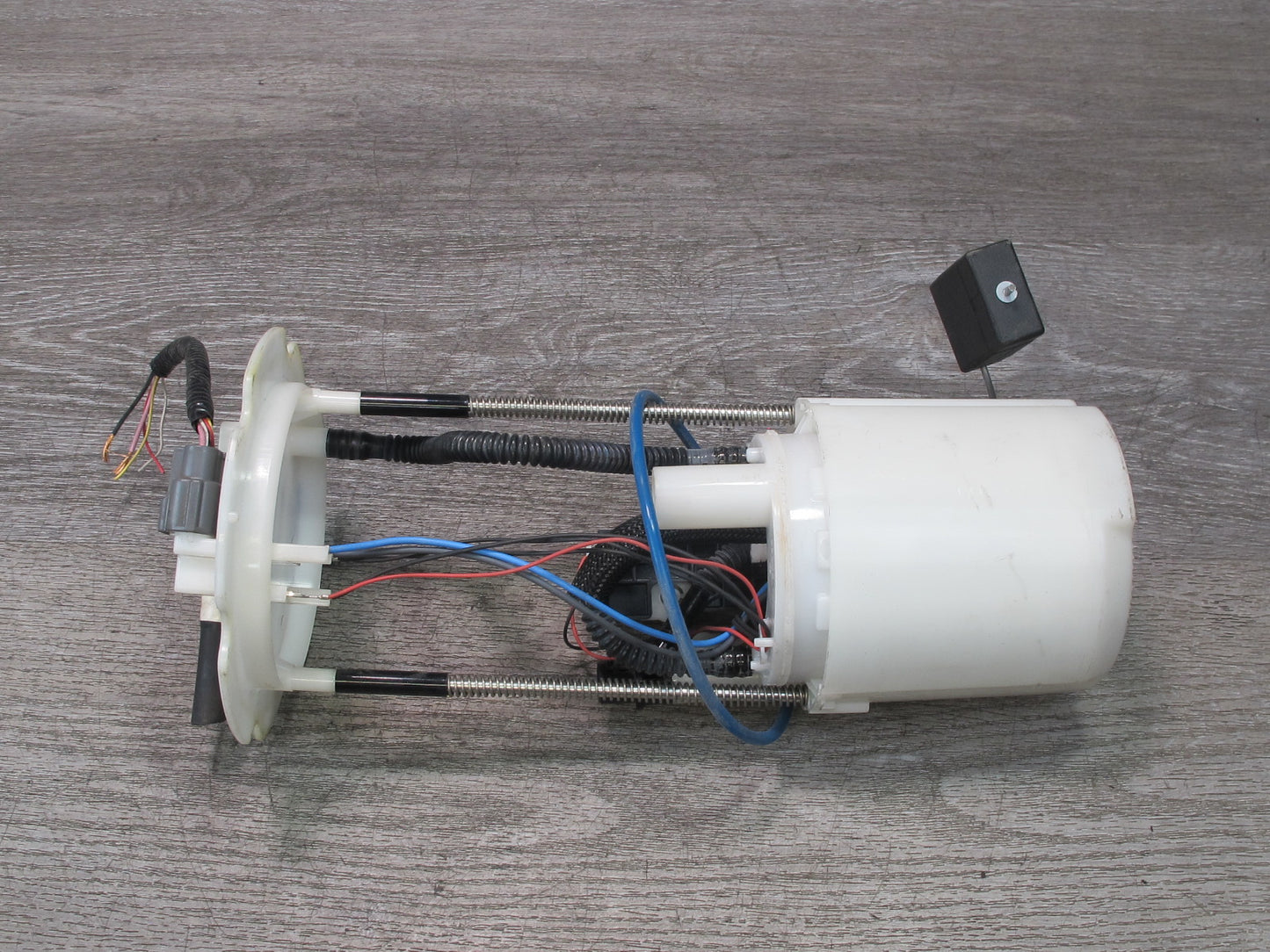 09-15 Nissan Z34 370Z Fuel Pump Level Sensor Sending Unit Assembly OEM
