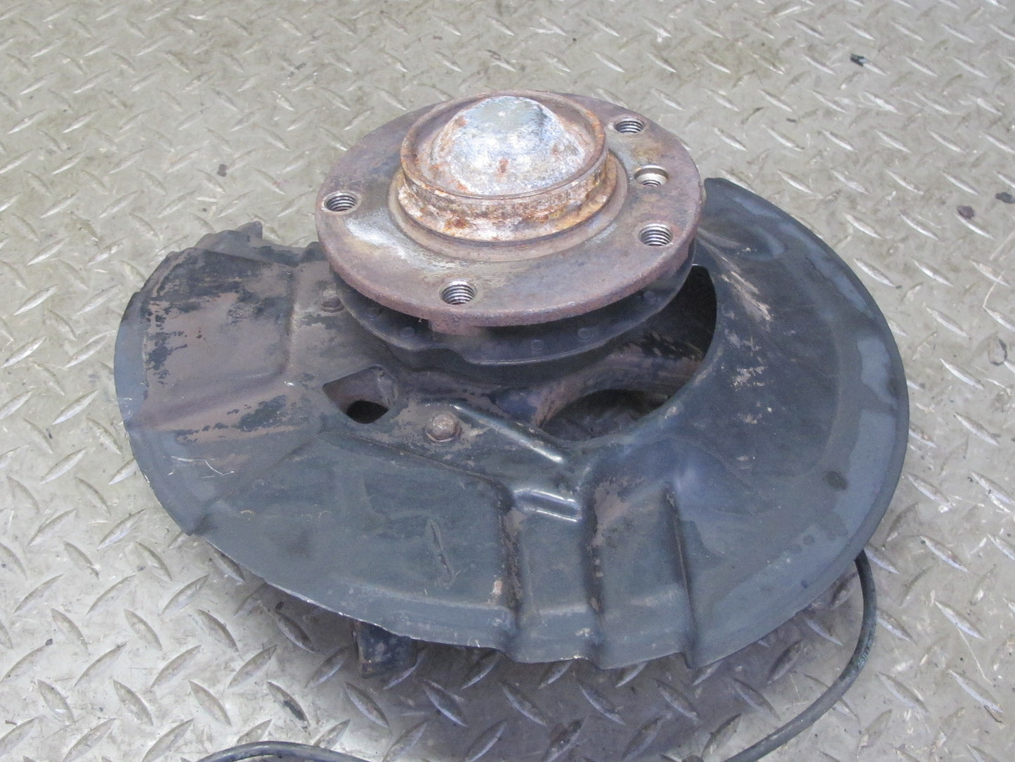 96-02 BMW E36/7 Z3 Front Right Spindle Knuckle Wheel Hub Bearing OEM
