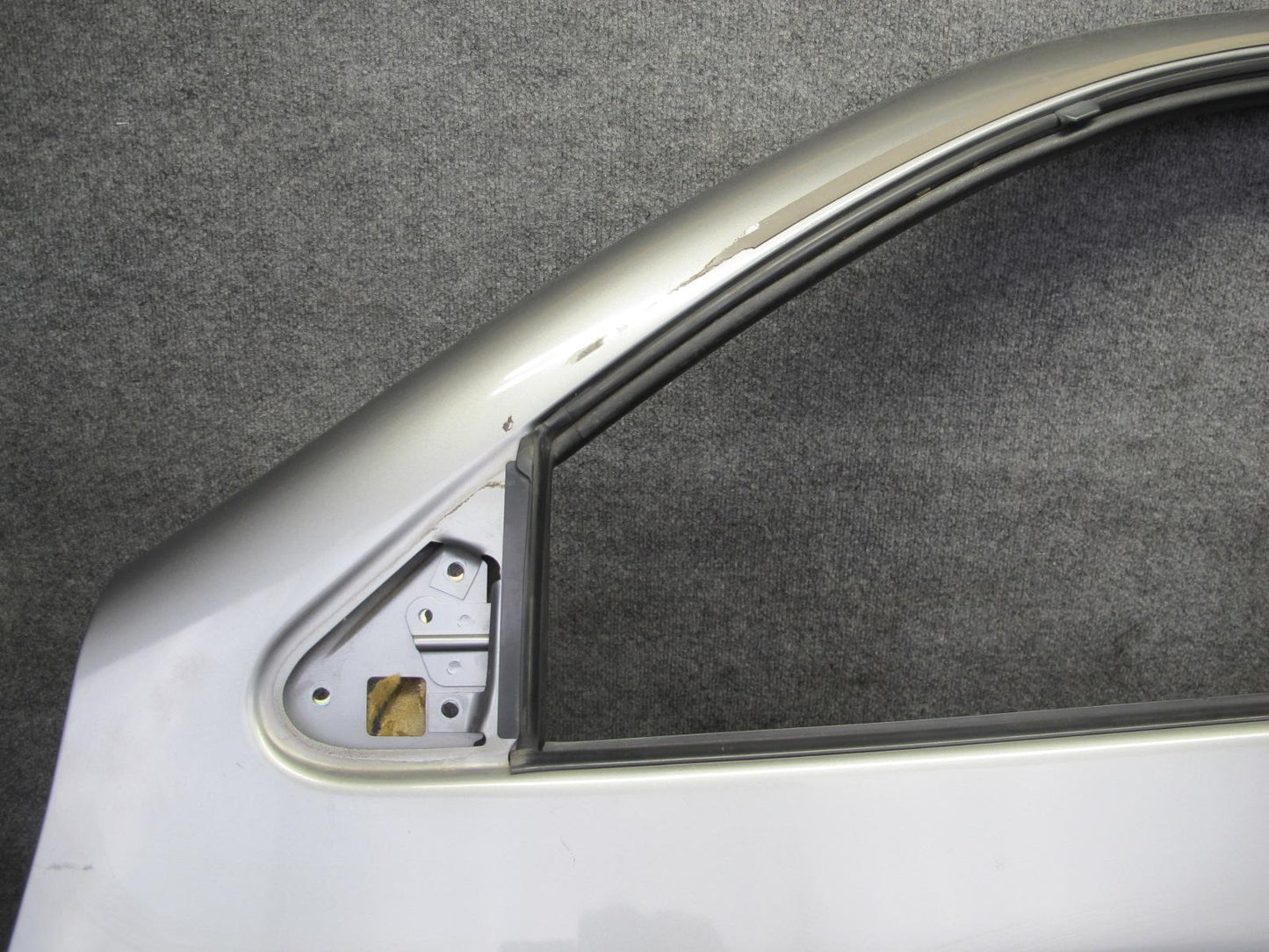 99-01 Isuzu Vehicross Front Left Driver Door Shell Panel Kaiser Silver OEM