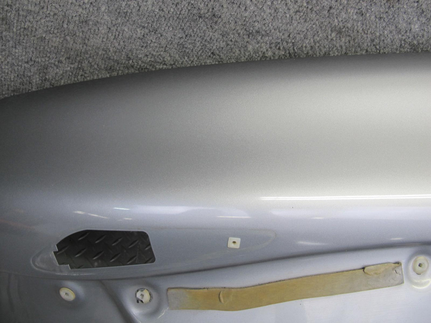 99-01 Isuzu Vehicross Front Left Fender Shell Panel Kaiser Silver Metallic OEM