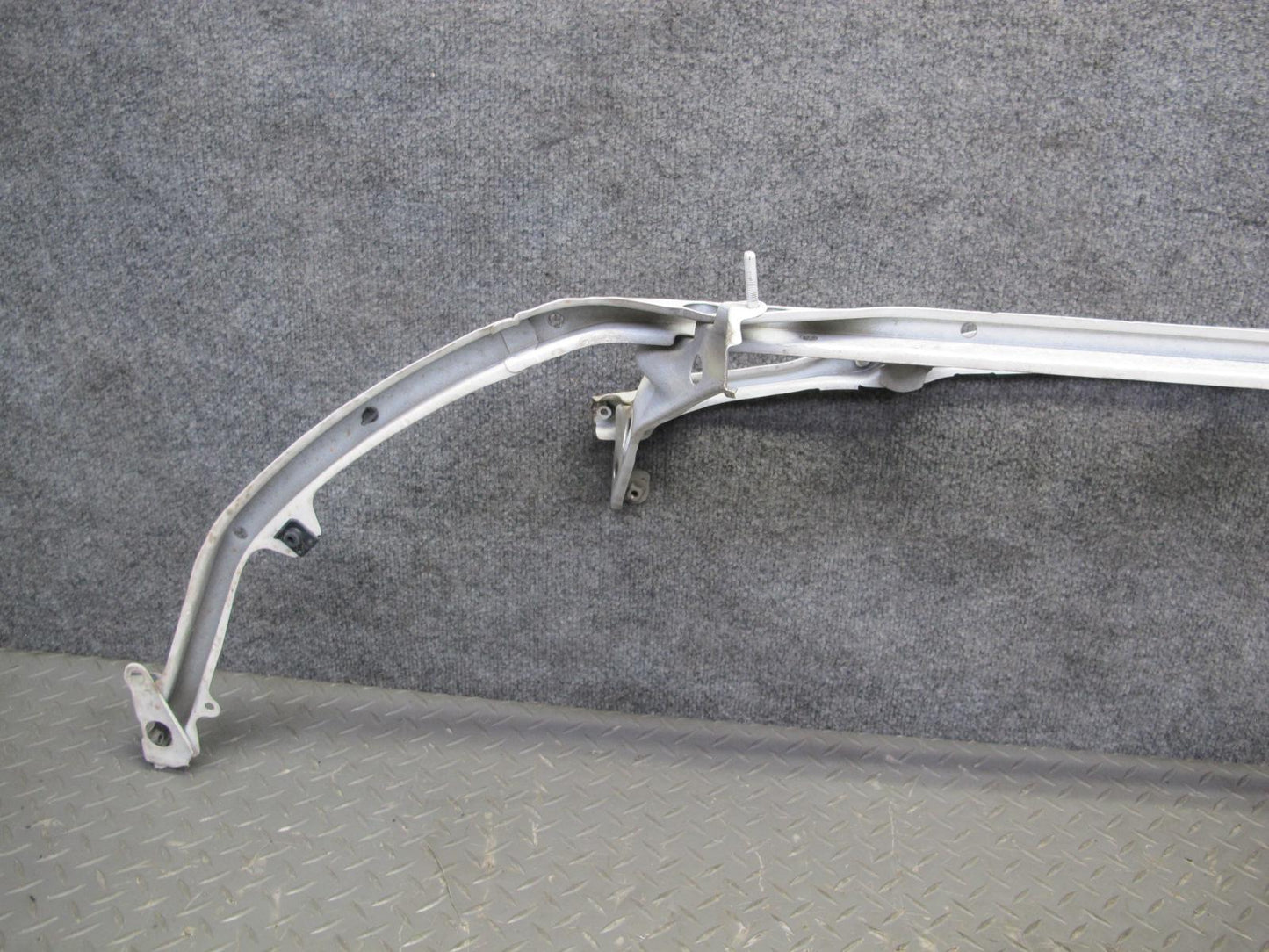 92-00 Lexus UZZ30L SC300 SC400 Front Bumper Headlight Frame Bracket Support OEM