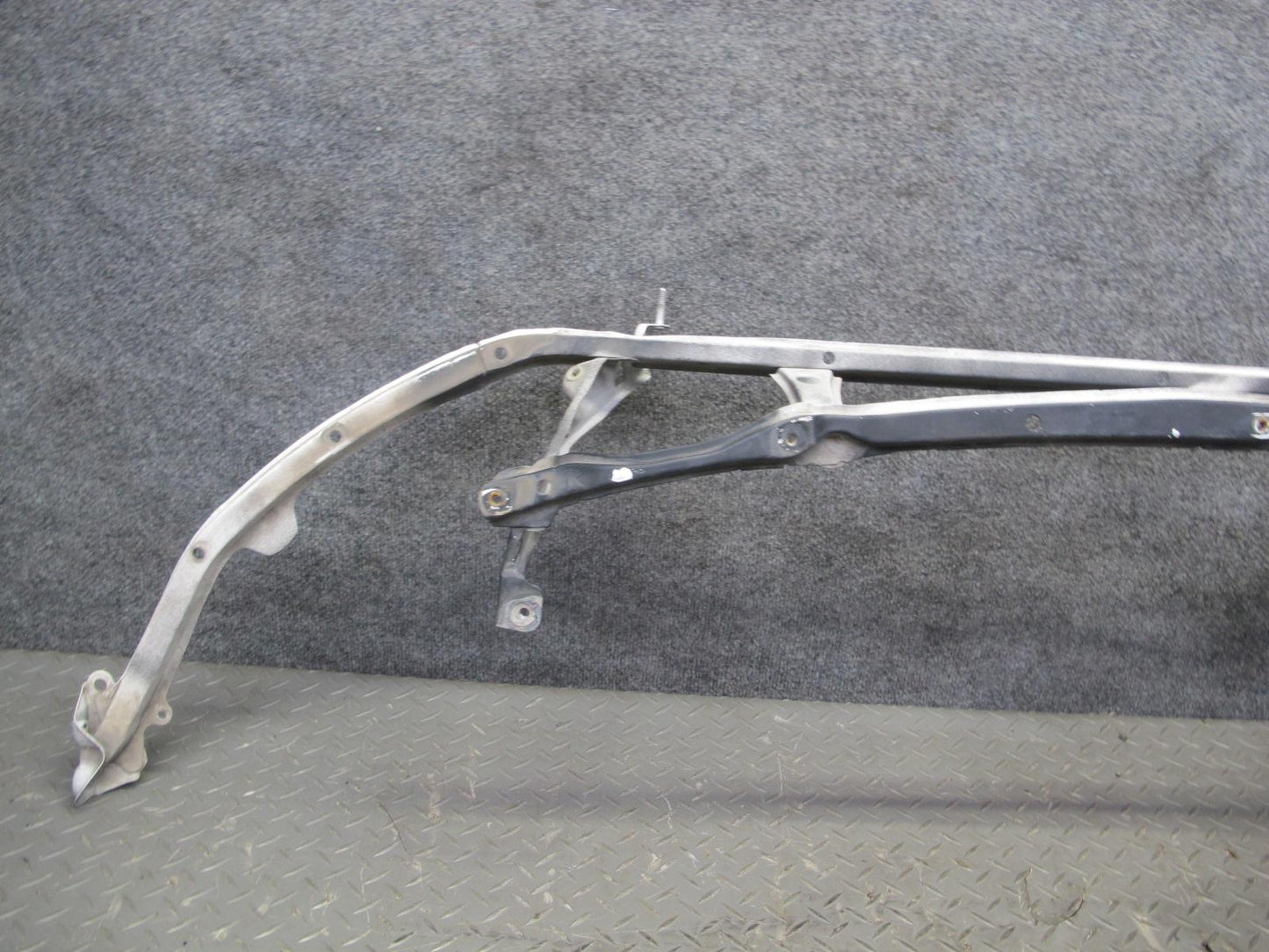 92-00 Lexus UZZ30L SC300 SC400 Front Bumper Headlight Frame Bracket Support OEM