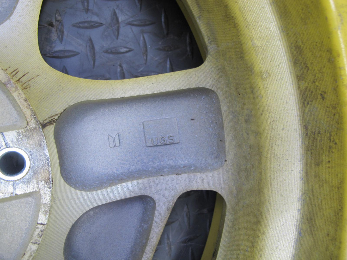 99-01 Isuzu Vehicross Spare Tire R17" Wheel 17x4T ET38 Bridgestone 165/90 OEM