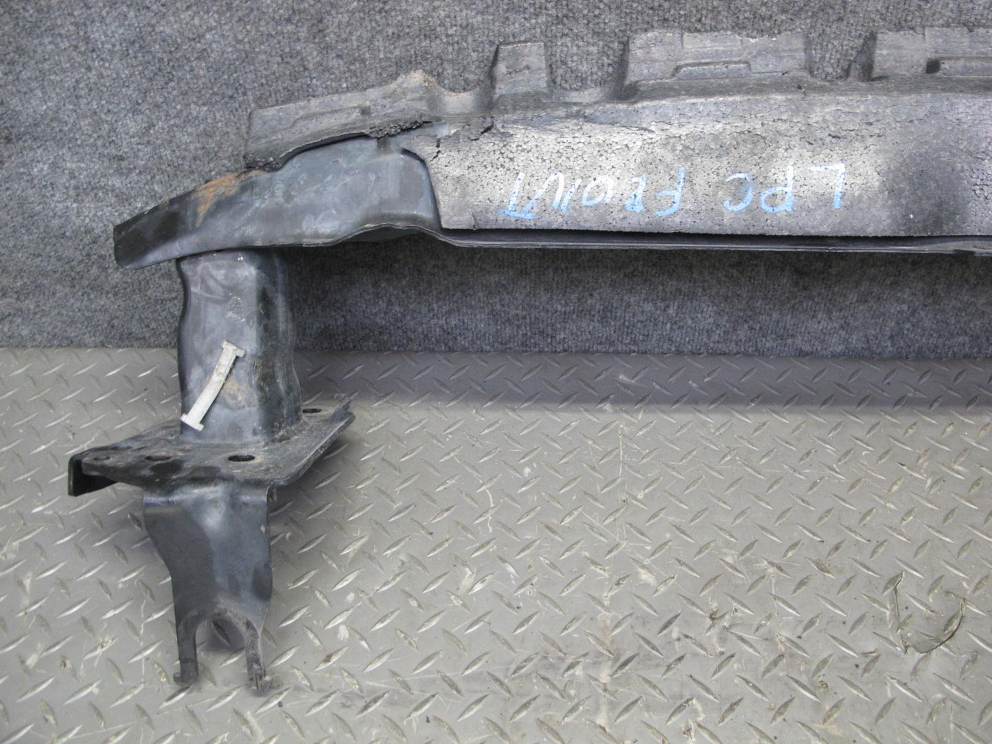 2008-2010 Porsche Cayenne 957 Front Bumper Impact Reinforcement Crash Bar
