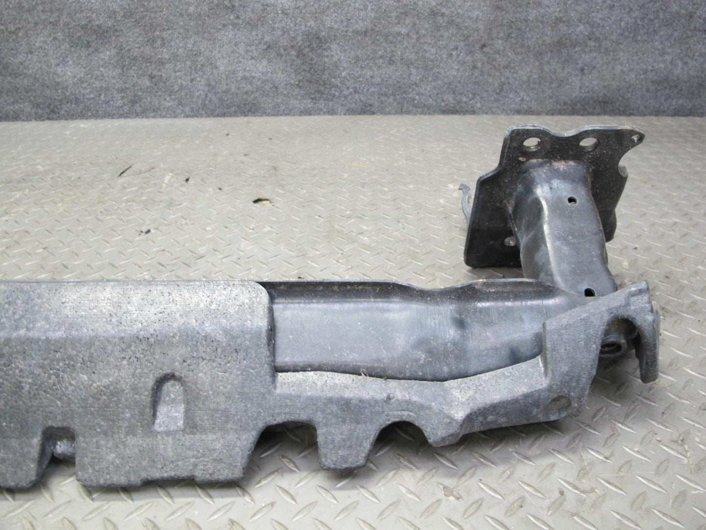 2008-2010 Porsche Cayenne 957 Front Bumper Impact Reinforcement Crash Bar