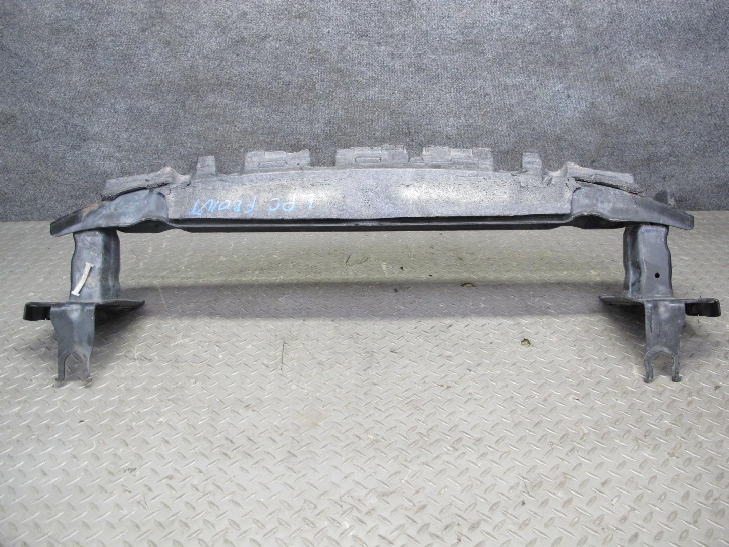 2008-2010 Porsche Cayenne 957 Front Bumper Impact Reinforcement Crash Bar