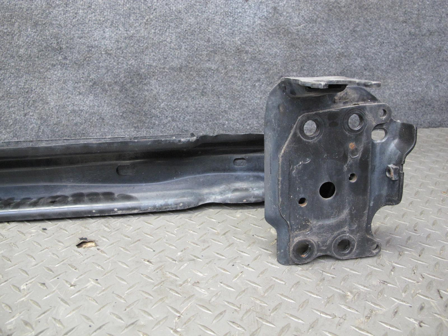 2008-2010 Porsche Cayenne 957 Front Bumper Impact Reinforcement Crash Bar