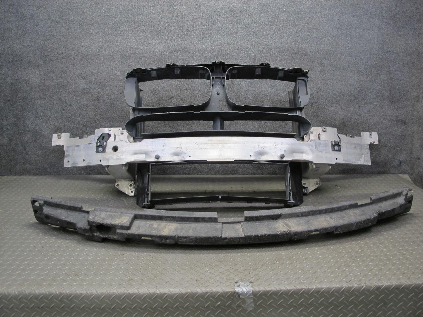 2014-2018 BMW F15 X5 Front Radiator Core Support Reinforcement Bar Assembly