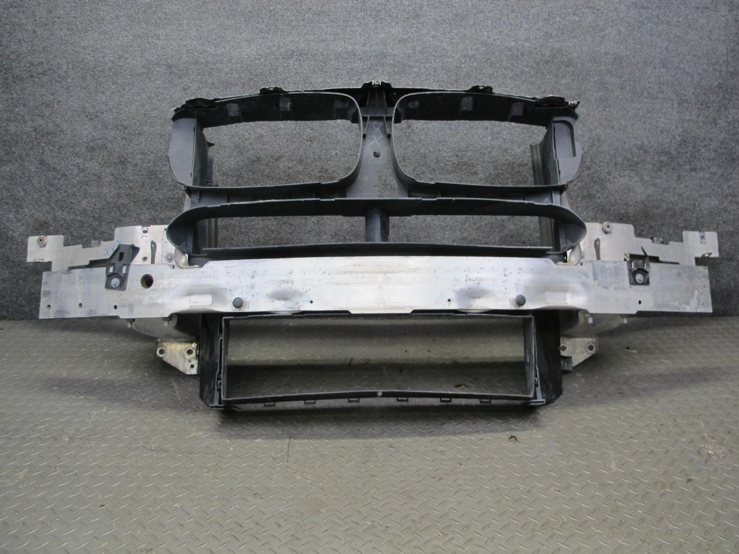 2014-2018 BMW F15 X5 Front Radiator Core Support Reinforcement Bar Assembly
