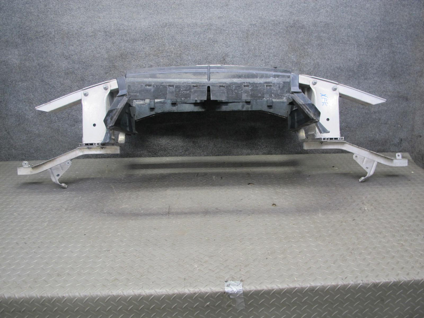 2014-2018 BMW F15 X5 Front Radiator Core Support Reinforcement Bar Assembly