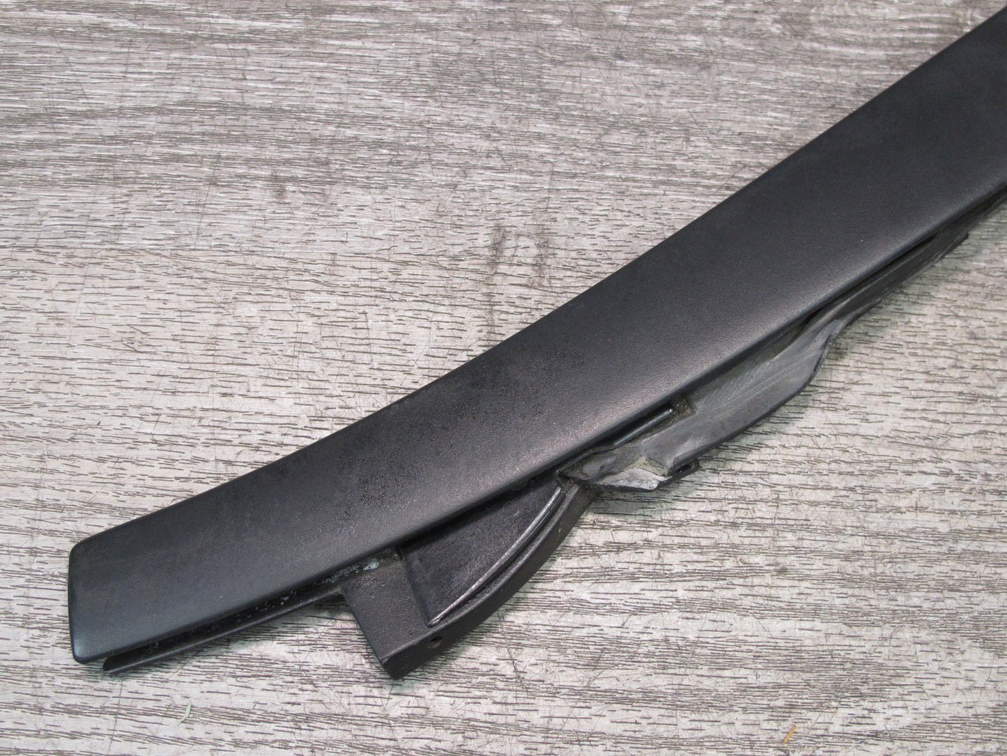 99-05 Porsche 911 996 Convertible TOP Left & Right Side Frame Seal Bracket Set