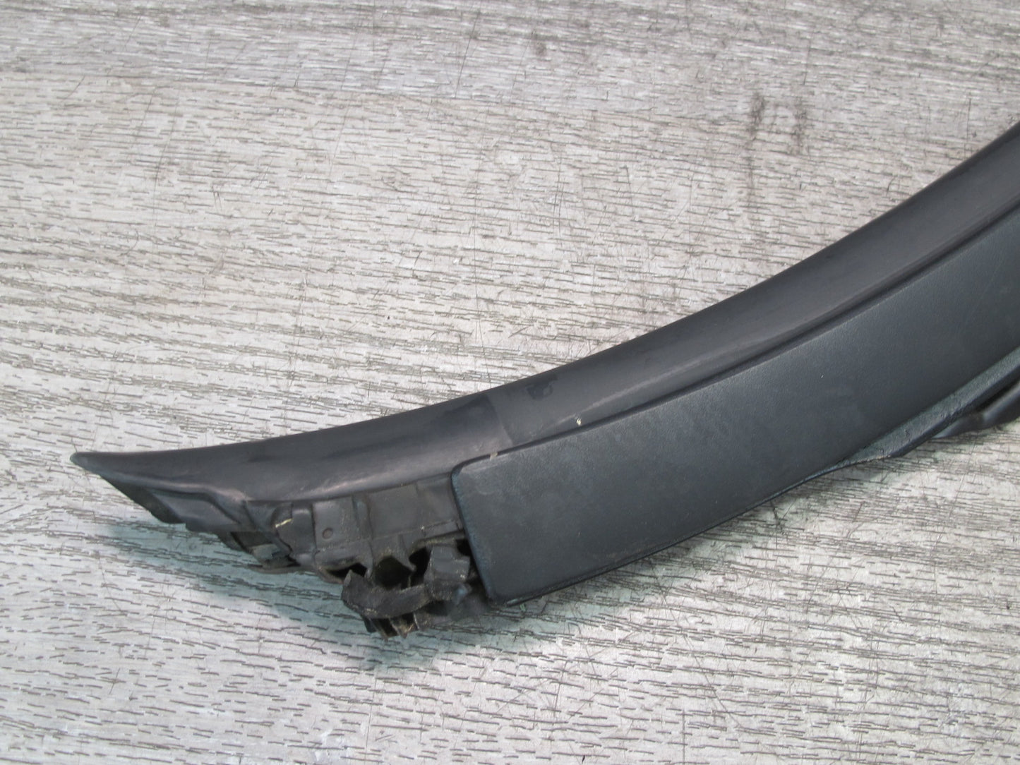 99-05 Porsche 911 996 Convertible TOP Left & Right Side Center Seal Bracket Set